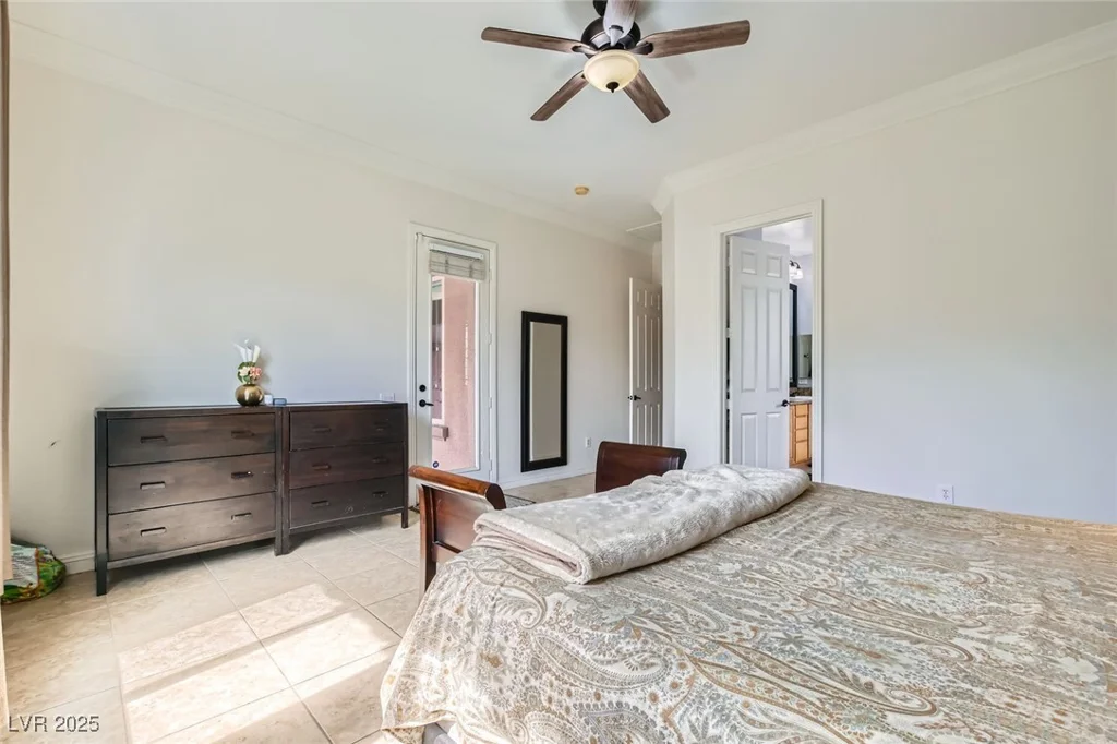 7404 Eggshell, North Las Vegas, NV 89084