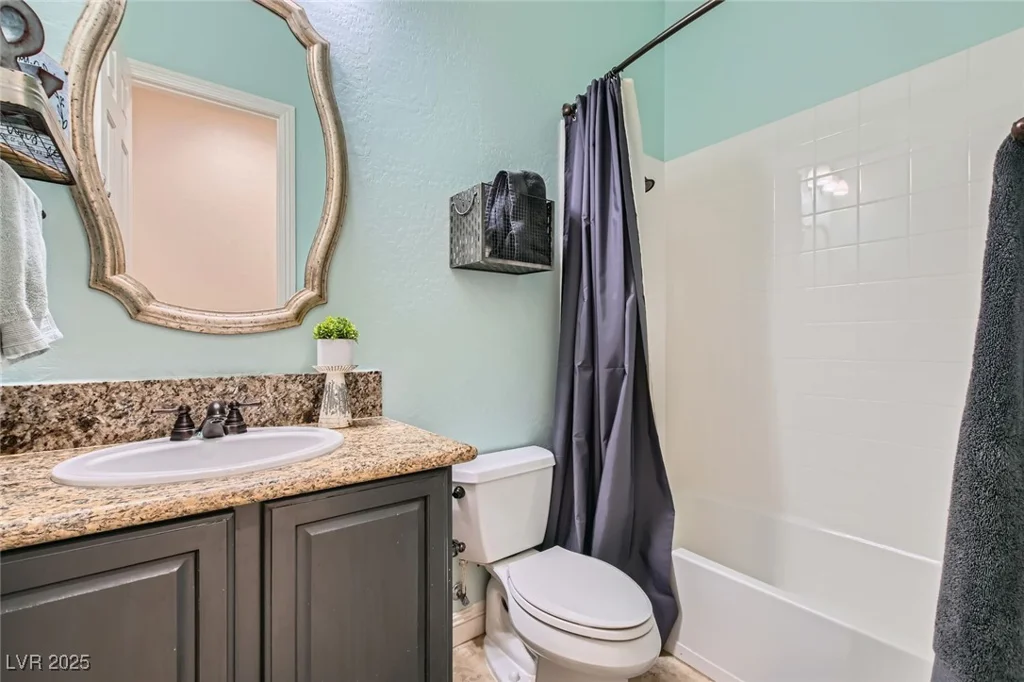 7404 Eggshell, North Las Vegas, NV 89084
