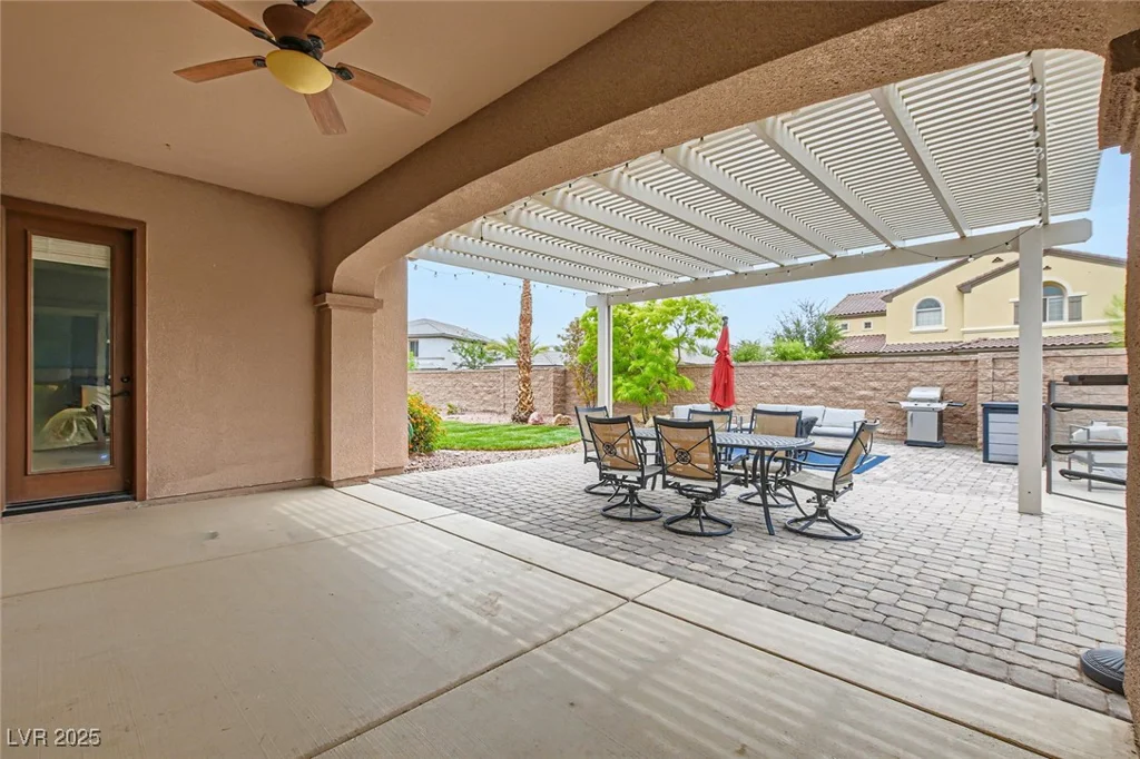 7404 Eggshell, North Las Vegas, NV 89084