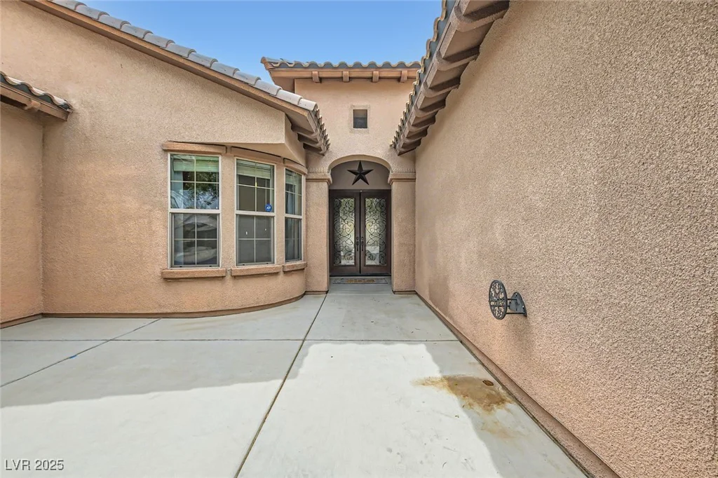 7404 Eggshell, North Las Vegas, NV 89084