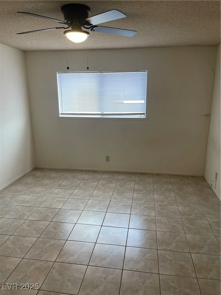 4564 Dennis, Las Vegas, NV 89121