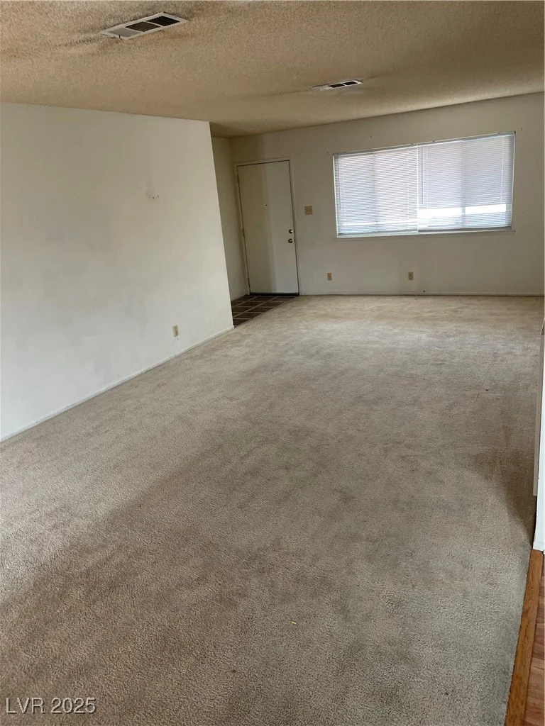 4564 Dennis, Las Vegas, NV 89121