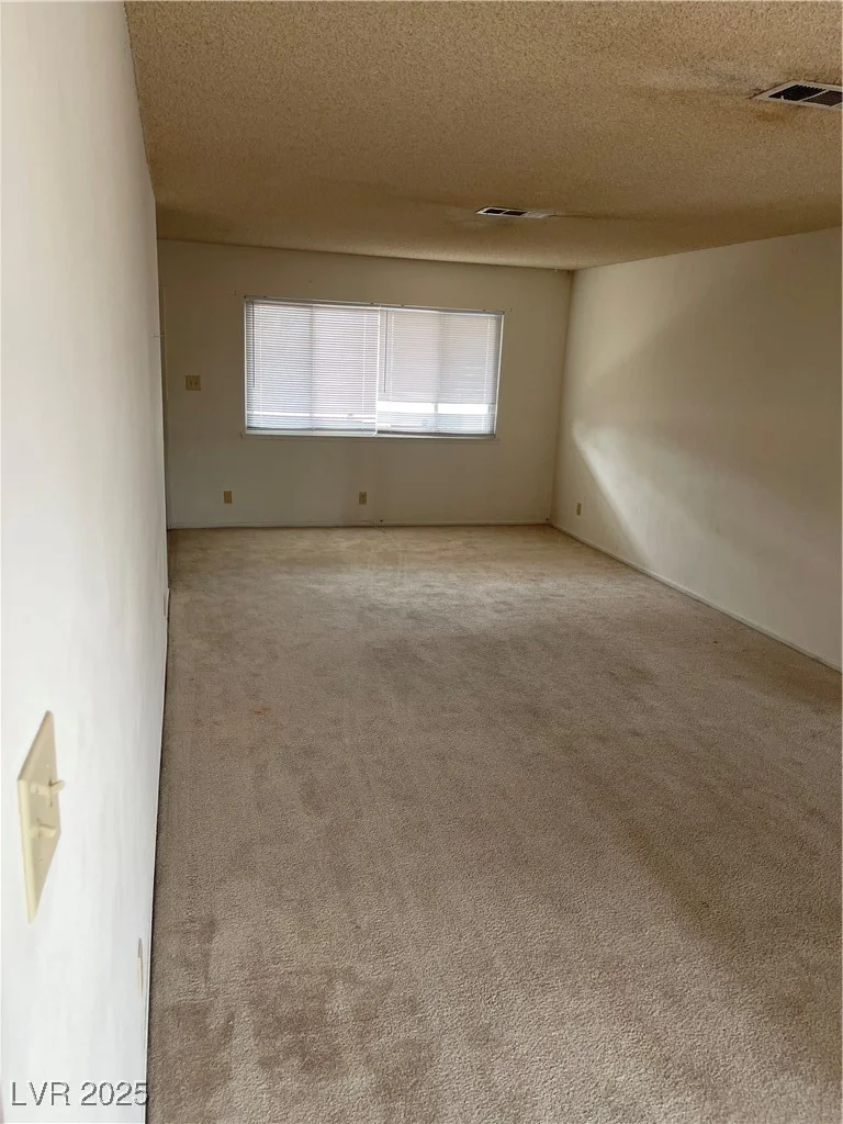 4564 Dennis, Las Vegas, NV 89121