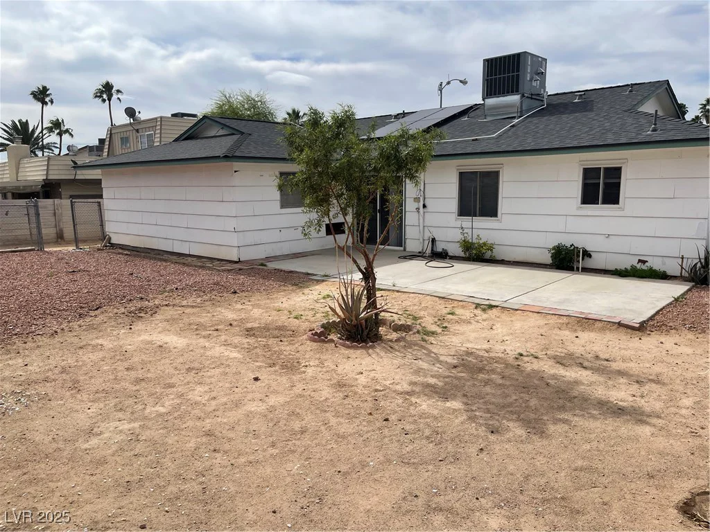 4564 Dennis, Las Vegas, NV 89121