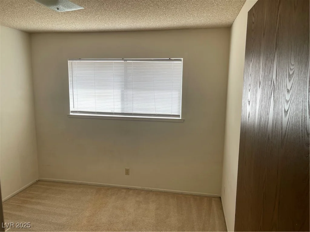 4564 Dennis, Las Vegas, NV 89121