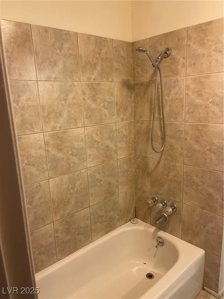 4564 Dennis, Las Vegas, NV 89121