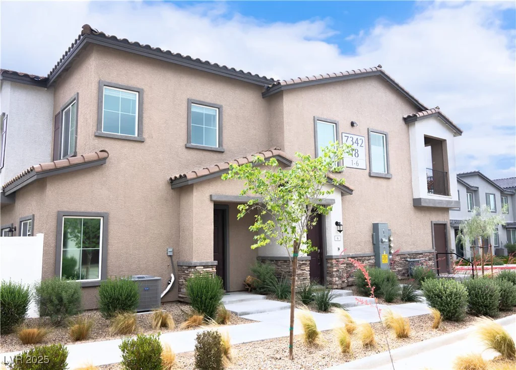 7342 Decatur, Las Vegas, NV 89131