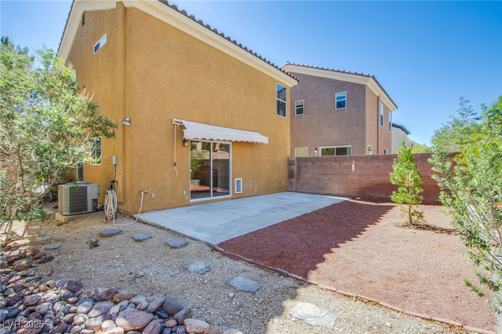 433 Royal Bridge, Las Vegas, NV 89178