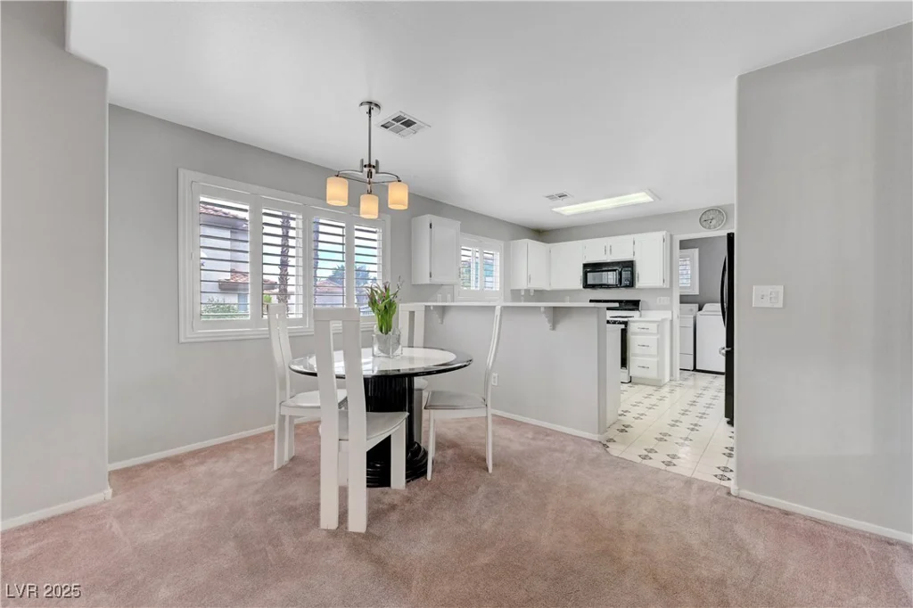 8012 Desire, Las Vegas, NV 89128