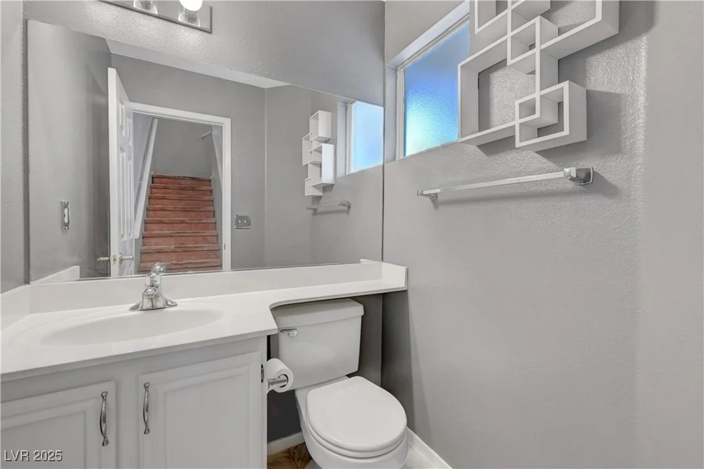 8012 Desire, Las Vegas, NV 89128