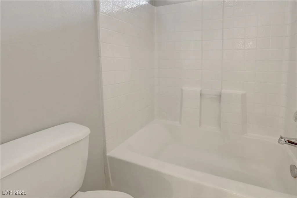 8012 Desire, Las Vegas, NV 89128