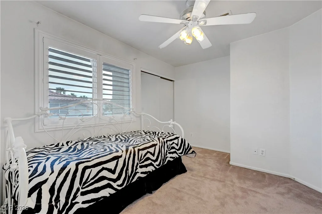 8012 Desire, Las Vegas, NV 89128