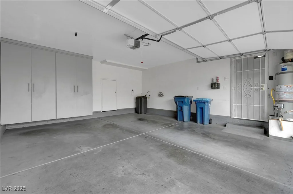 8012 Desire, Las Vegas, NV 89128