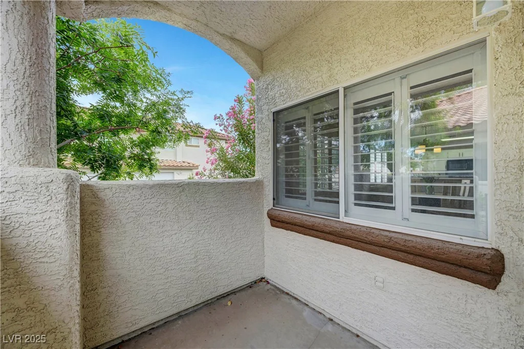8012 Desire, Las Vegas, NV 89128