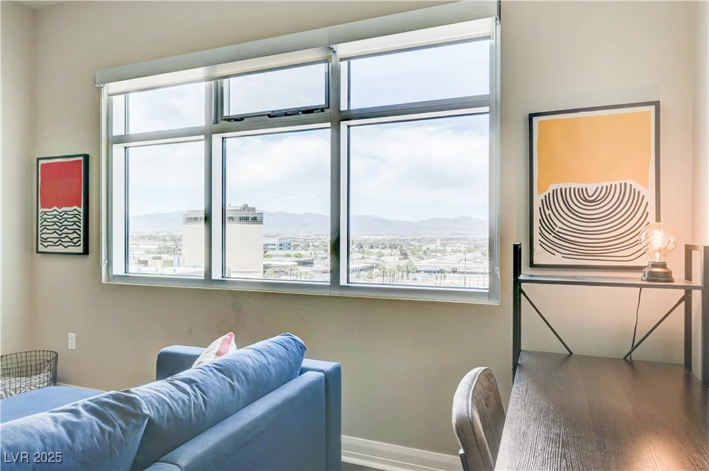 150 Las Vegas, Las Vegas, NV 89101