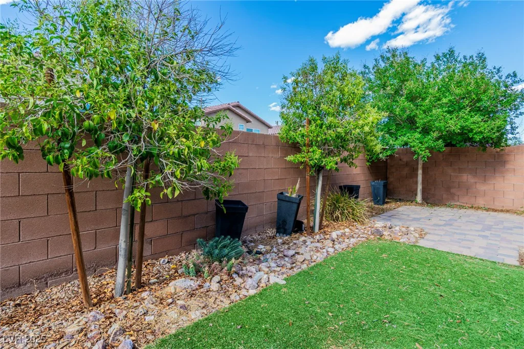 7624 Mallard Bay, Las Vegas, NV 89179