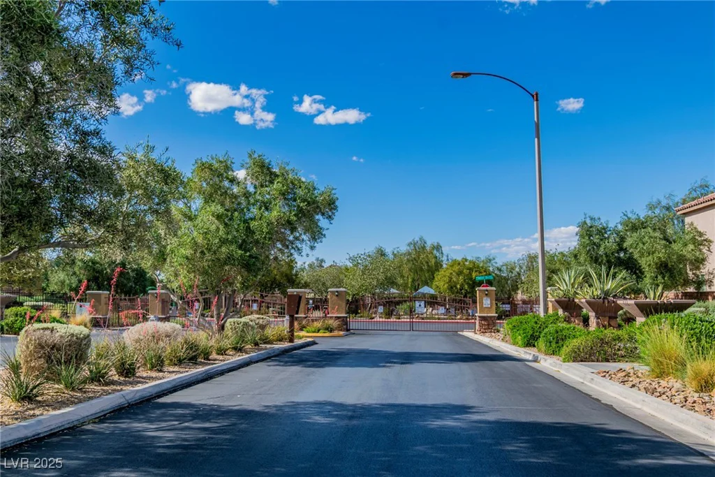 7624 Mallard Bay, Las Vegas, NV 89179