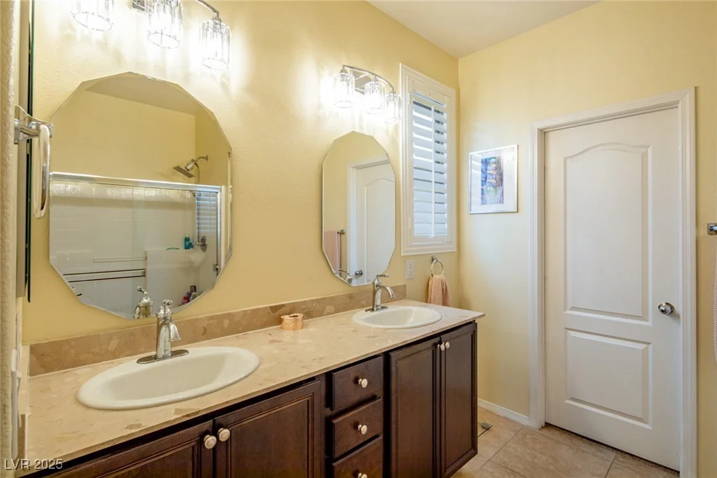 7611 Redcloud Peak St, Las Vegas, NV 89166