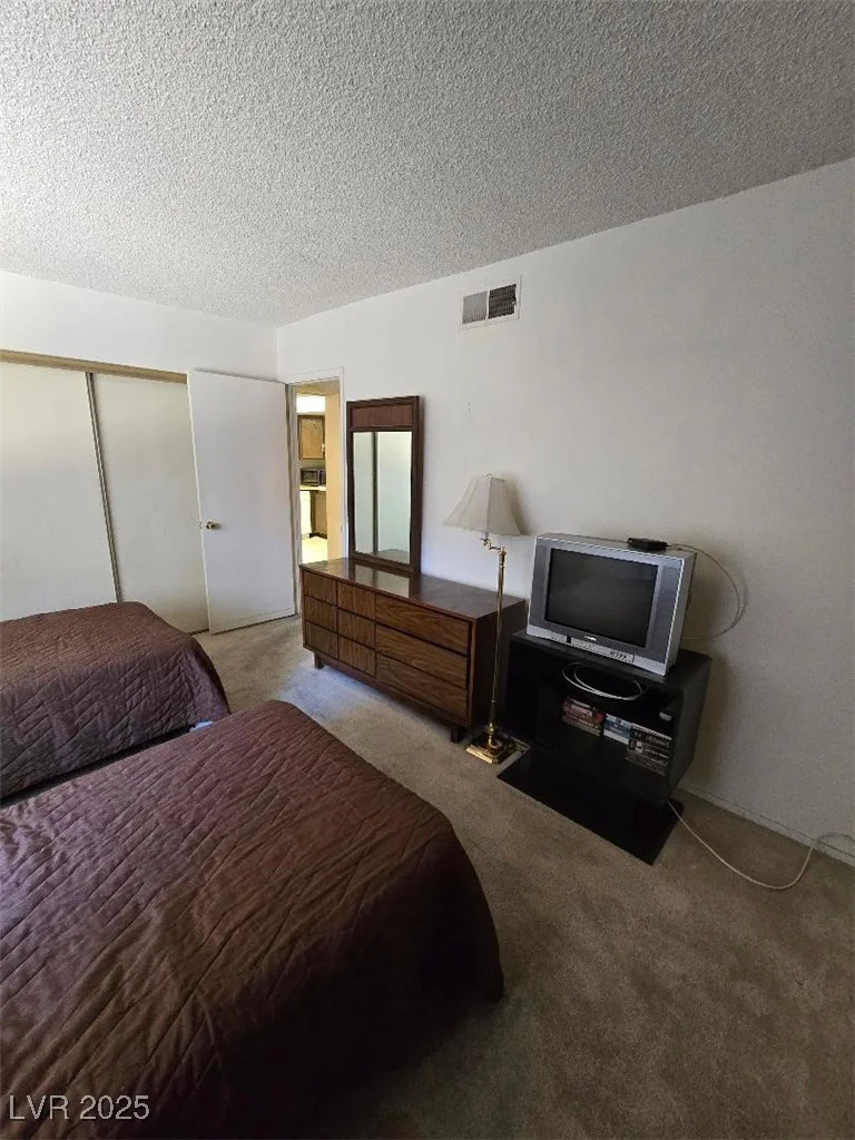 3660 Haverhill, Las Vegas, NV 89121