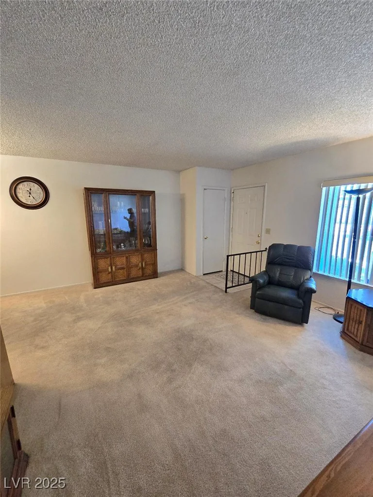 3660 Haverhill, Las Vegas, NV 89121