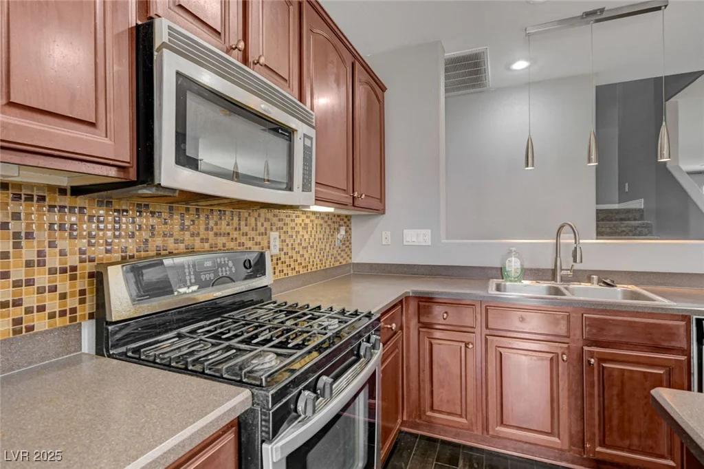 484 Merseyside, Las Vegas, NV 89178