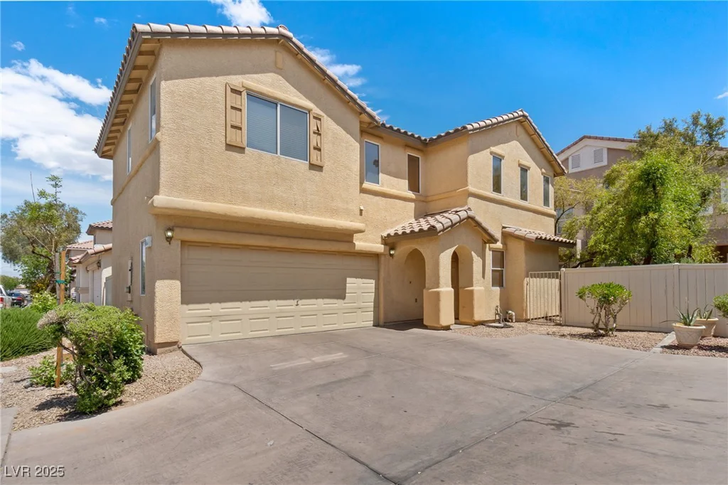10638 Pueblo Springs, Las Vegas, NV 89183