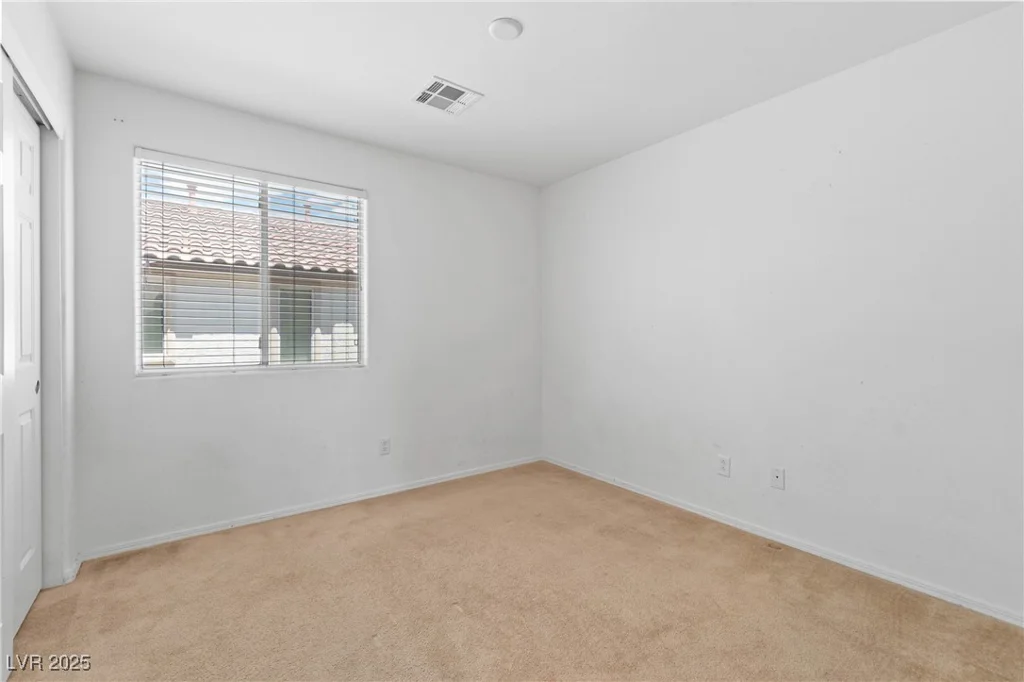 10638 Pueblo Springs, Las Vegas, NV 89183