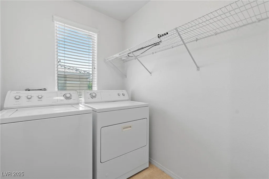 10638 Pueblo Springs, Las Vegas, NV 89183