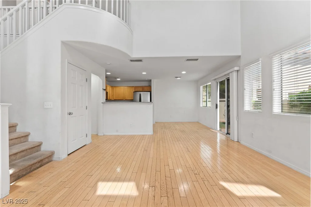 10638 Pueblo Springs, Las Vegas, NV 89183