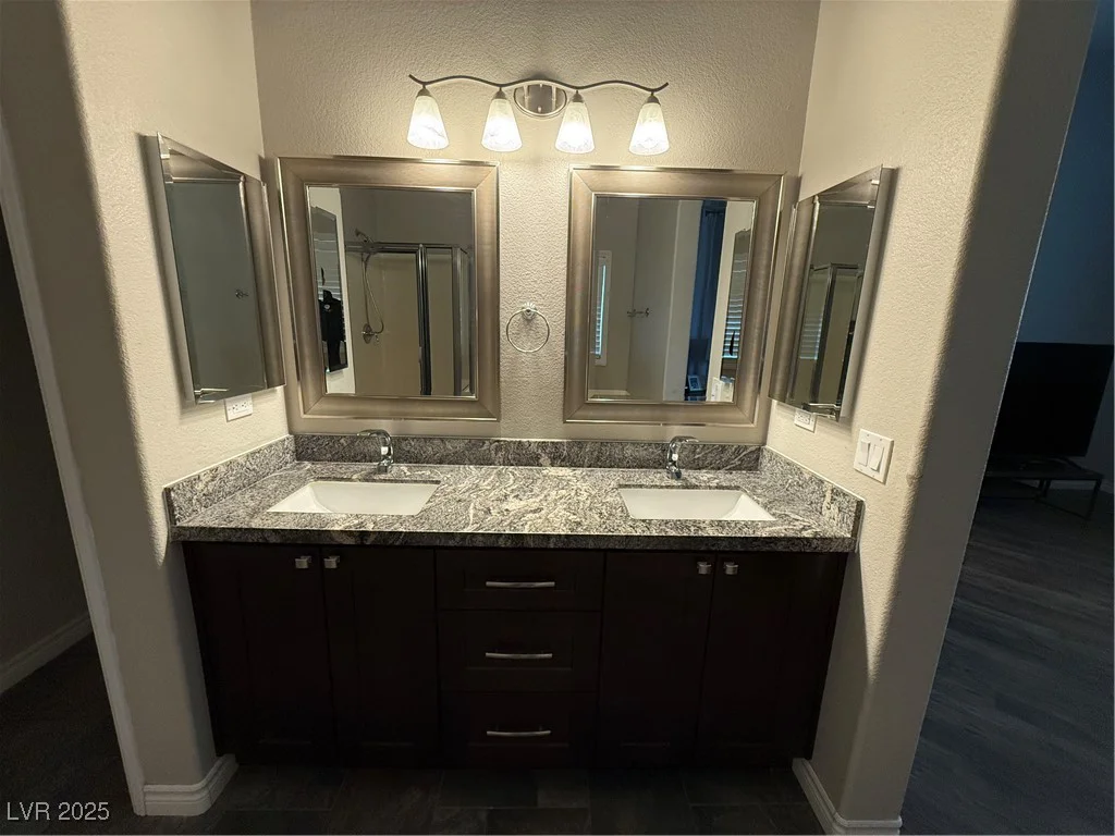 5318 Rio Eldorado, North Las Vegas, NV 89031