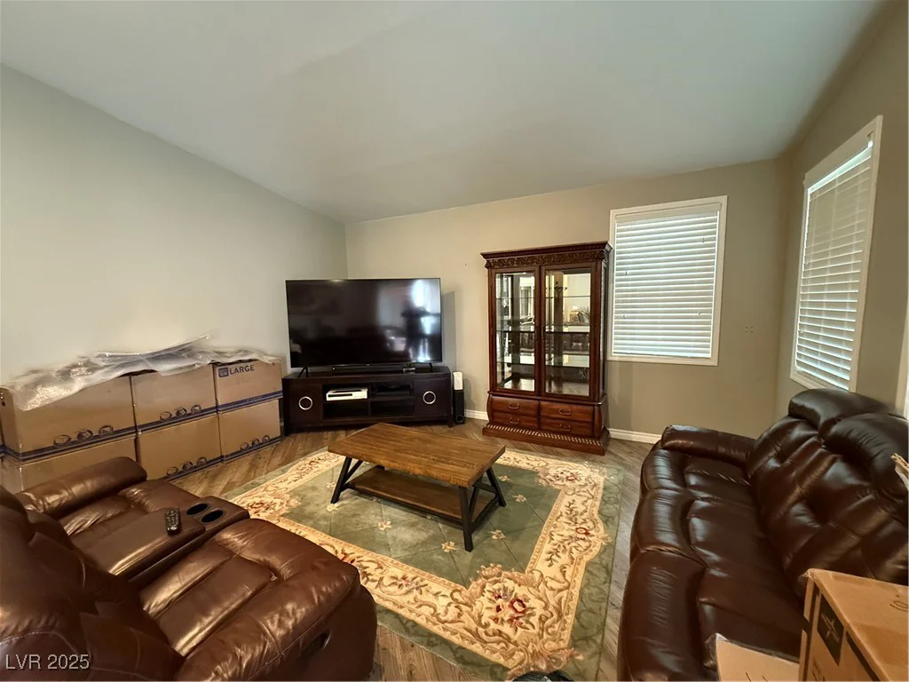 5318 Rio Eldorado, North Las Vegas, NV 89031
