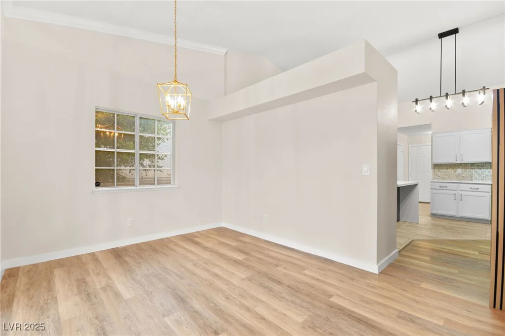 5009 Elm Grove, Las Vegas, NV 89130