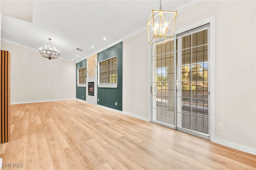 5009 Elm Grove, Las Vegas, NV 89130