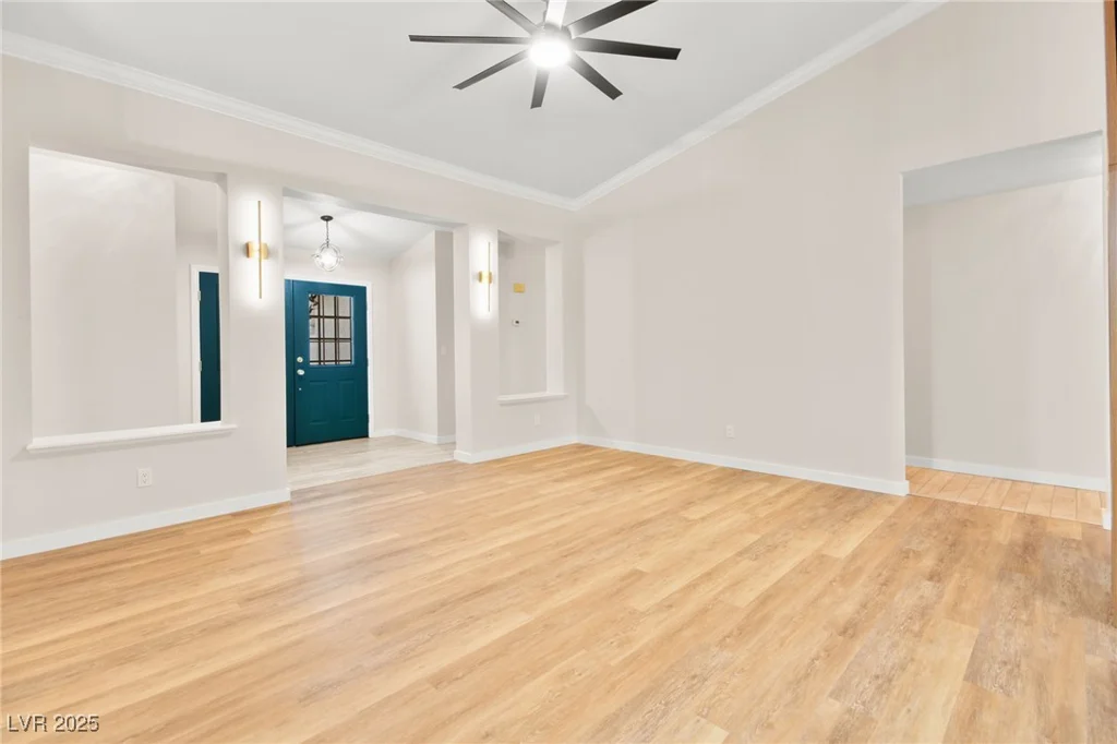 5009 Elm Grove, Las Vegas, NV 89130