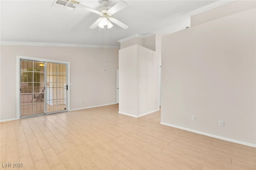 5009 Elm Grove, Las Vegas, NV 89130