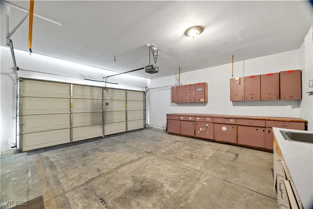 6088 Gulf Island, Las Vegas, NV 89156