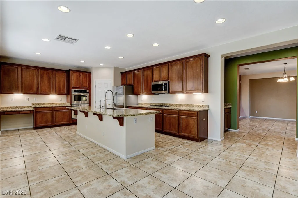 5949 Casa Coronado, Las Vegas, NV 89131