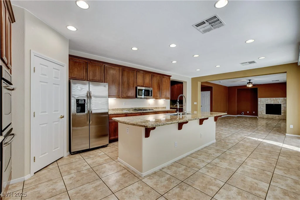 5949 Casa Coronado, Las Vegas, NV 89131