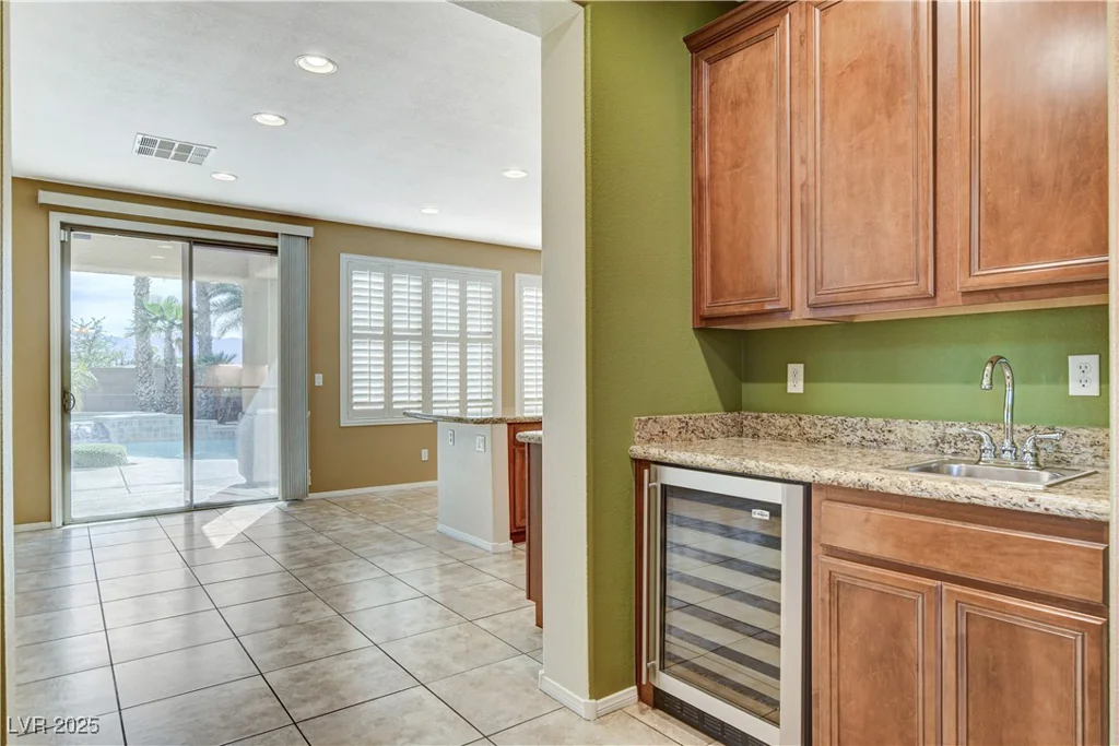 5949 Casa Coronado, Las Vegas, NV 89131
