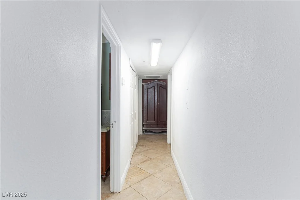 2825 Burnham, Las Vegas, NV 89169