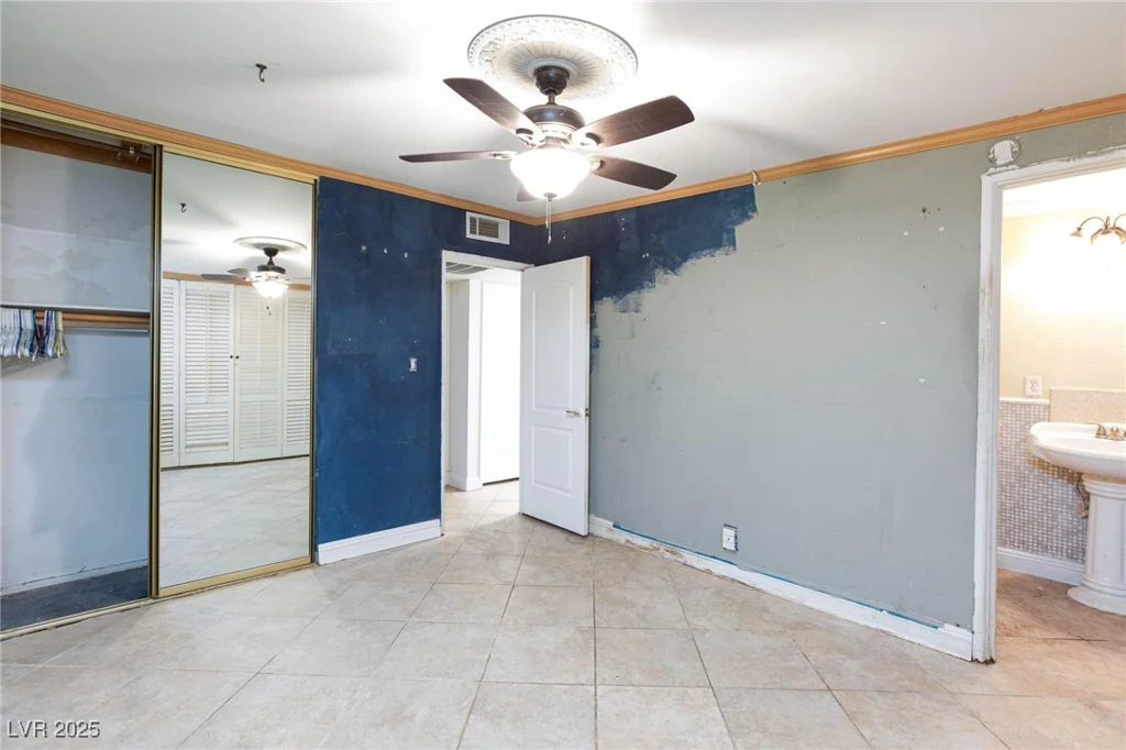 2825 Burnham, Las Vegas, NV 89169