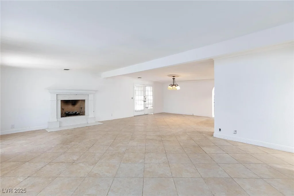 2825 Burnham, Las Vegas, NV 89169