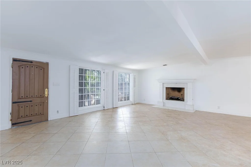 2825 Burnham, Las Vegas, NV 89169