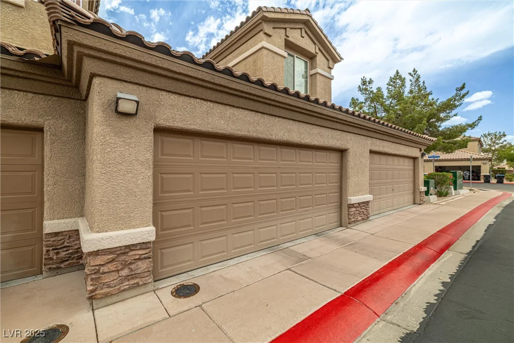 6655 Flaminian, North Las Vegas, NV 89084