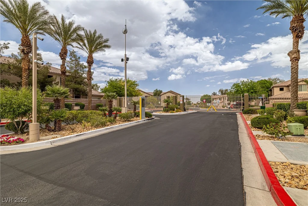 6655 Flaminian, North Las Vegas, NV 89084