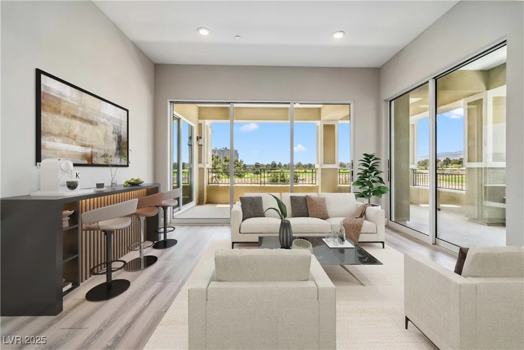 9125 Las Manaitas, Las Vegas, NV 89144