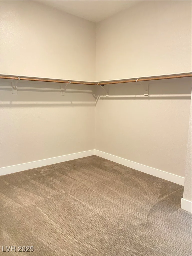 9125 Las Manaitas, Las Vegas, NV 89144