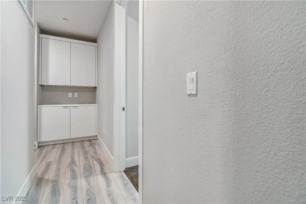9125 Las Manaitas, Las Vegas, NV 89144