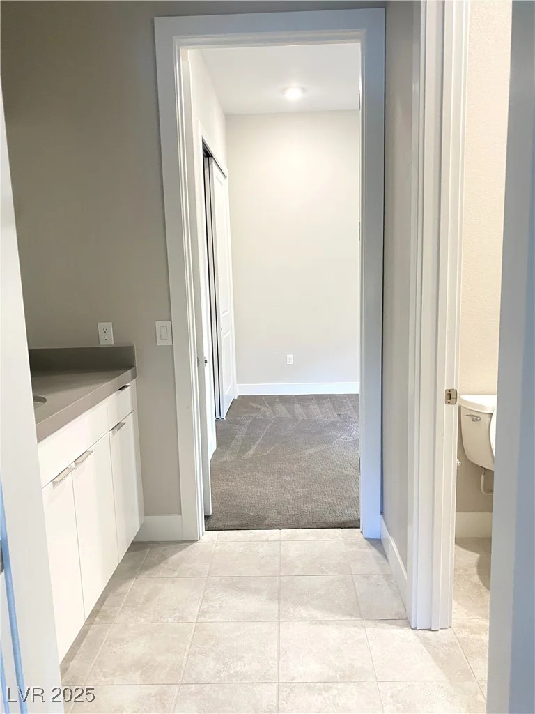 9125 Las Manaitas, Las Vegas, NV 89144