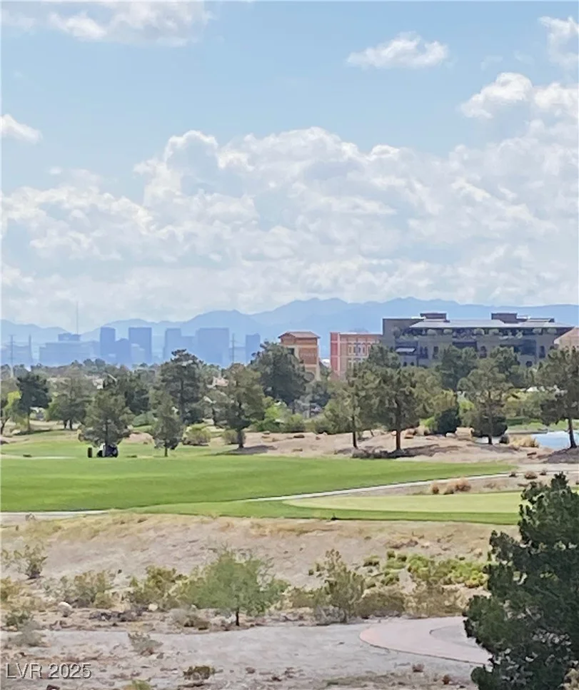 9125 Las Manaitas, Las Vegas, NV 89144